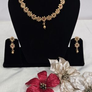 Elegant Gold Plated Floral Choker Necklace Set