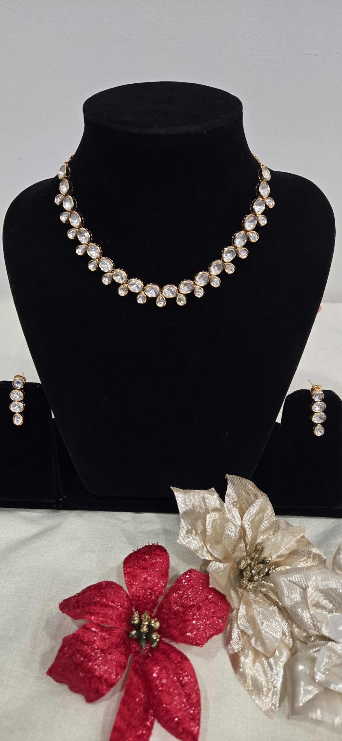 Dazzling Kundan Inspired White Stone Choker Necklace Set.